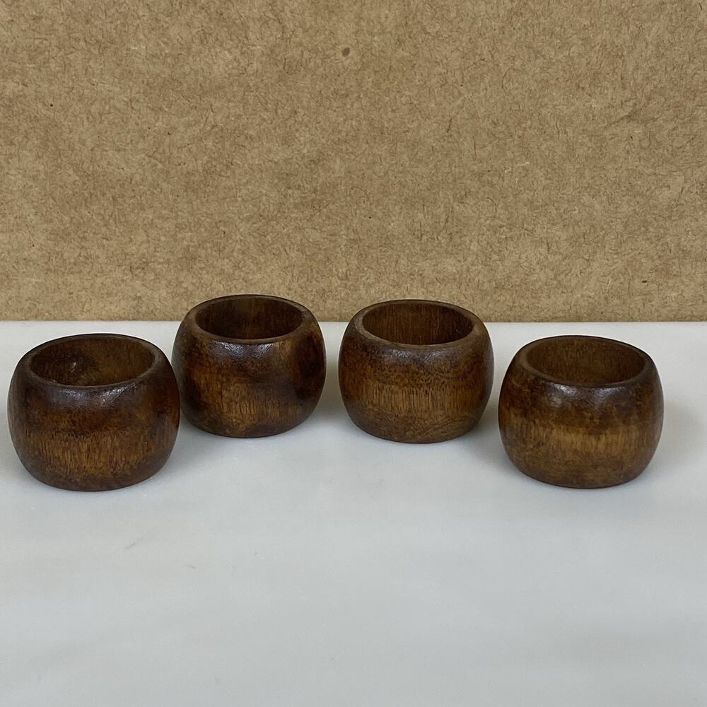 Vtg Wood Napkin Rings Set Of 4 Wooden 1984 Action Industries Dining w/ Box